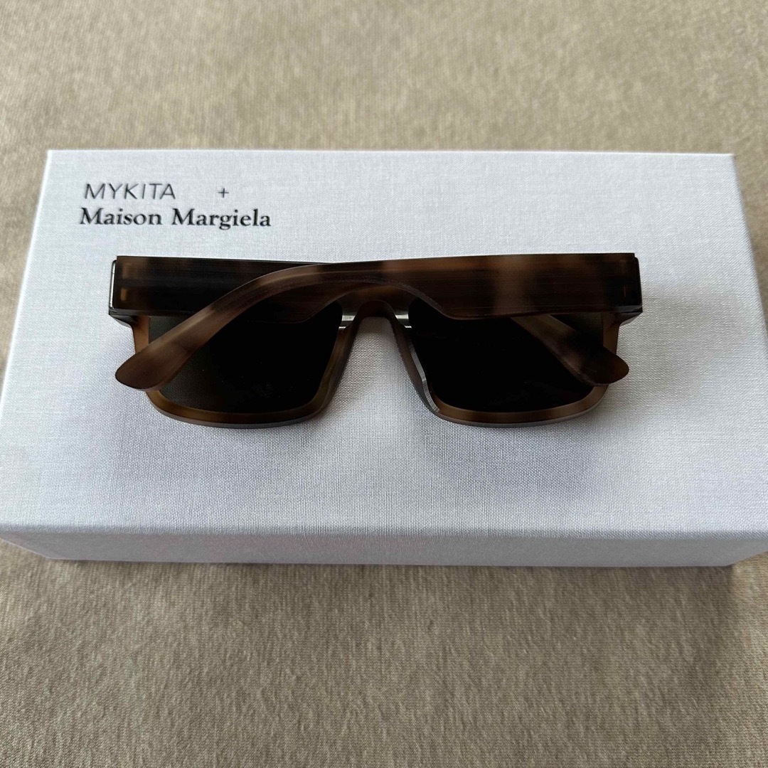 Maison Martin Margiela(マルタンマルジェラ)の新品 Maison Margiela × MYKITA サングラス マルジェラ メンズのファッション小物(サングラス/メガネ)の商品写真
