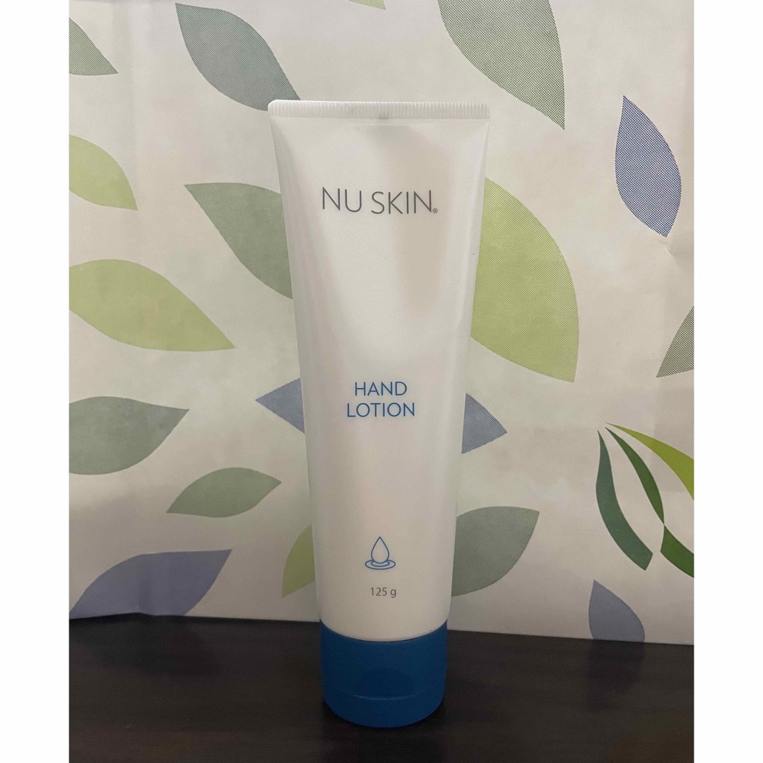 NU SKIN(ニュースキン)のニュースキン　ハンドローション コスメ/美容のボディケア(ハンドクリーム)の商品写真