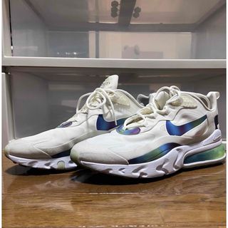 ナイキ(NIKE)の中古 NIKE AIR MAX 270 REACT ナイキ リアクト(スニーカー)