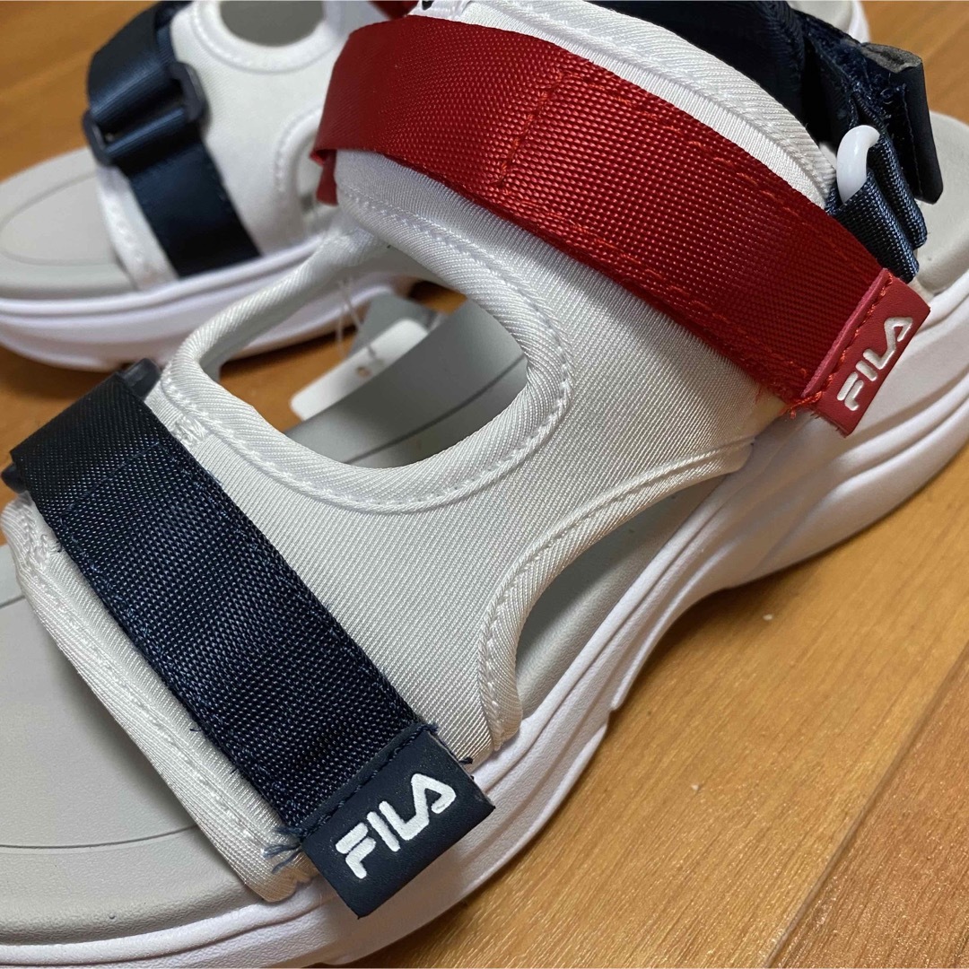 FILA(フィラ)のキッズ ジュニア サンダル キッズ/ベビー/マタニティのキッズ靴/シューズ(15cm~)(サンダル)の商品写真