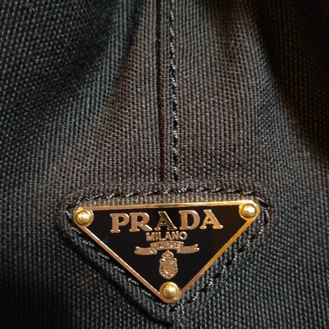 PRADA(プラダ)のPRADA カナパ トートバッグ 黒 レディースのバッグ(ショルダーバッグ)の商品写真