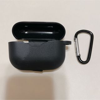 AirPods Pro シリコンケース 黒 カラビナ付き 保護ケース (ヘッドフォン/イヤフォン)