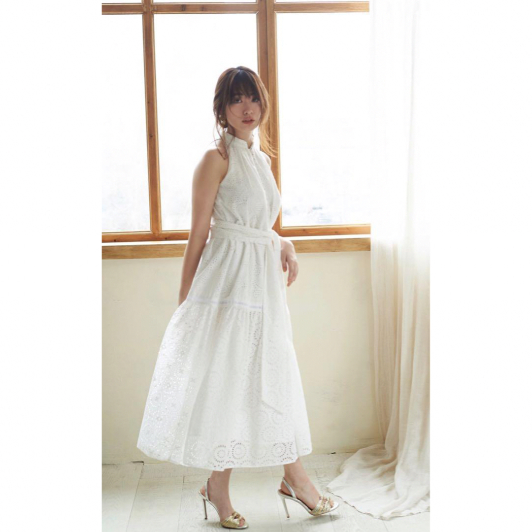 新品herlipto Lace-trimmed Belted Dress ワンピ