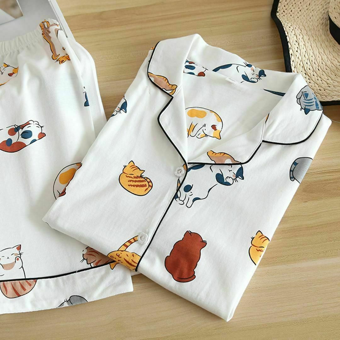 新品 レディース　猫パジャマセット　サイズM レディースのルームウェア/パジャマ(パジャマ)の商品写真