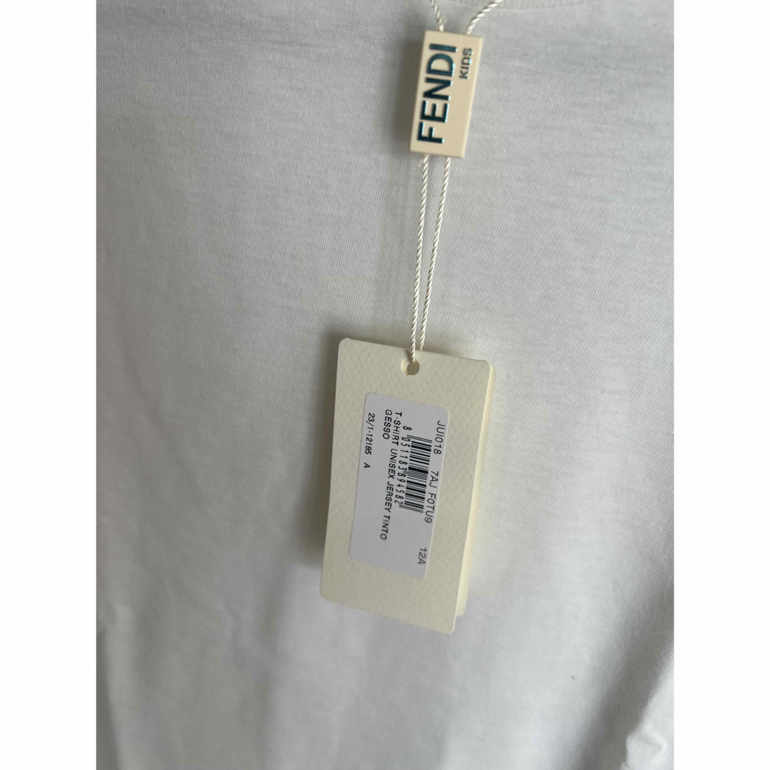 【新品】FENDI 大人も着れるキッズTシャツ FFロゴ 12A 152cm