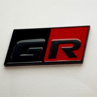 新品》GR エンブレム　スモーク(車外アクセサリ)