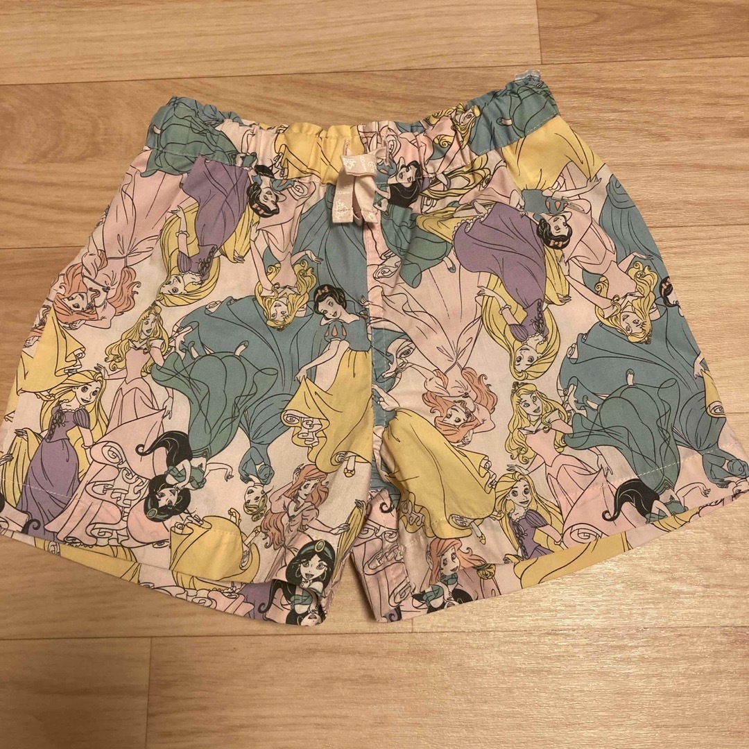 Disney(ディズニー)の【プリンセス】ショートパンツ120センチ キッズ/ベビー/マタニティのキッズ服女の子用(90cm~)(パンツ/スパッツ)の商品写真