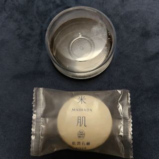 マイハダ(MAIHADA)のKOSE　コーセー　米肌　肌潤石鹸15g ＆ 石鹸ケースのオマケ付　未使用品(洗顔料)