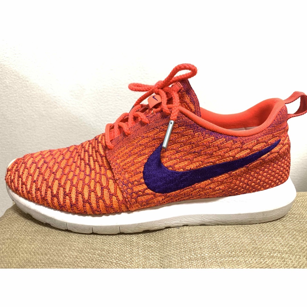 NIKE(ナイキ)の【値下げしました】NIKE Fly knit Roshe Run メンズの靴/シューズ(スニーカー)の商品写真