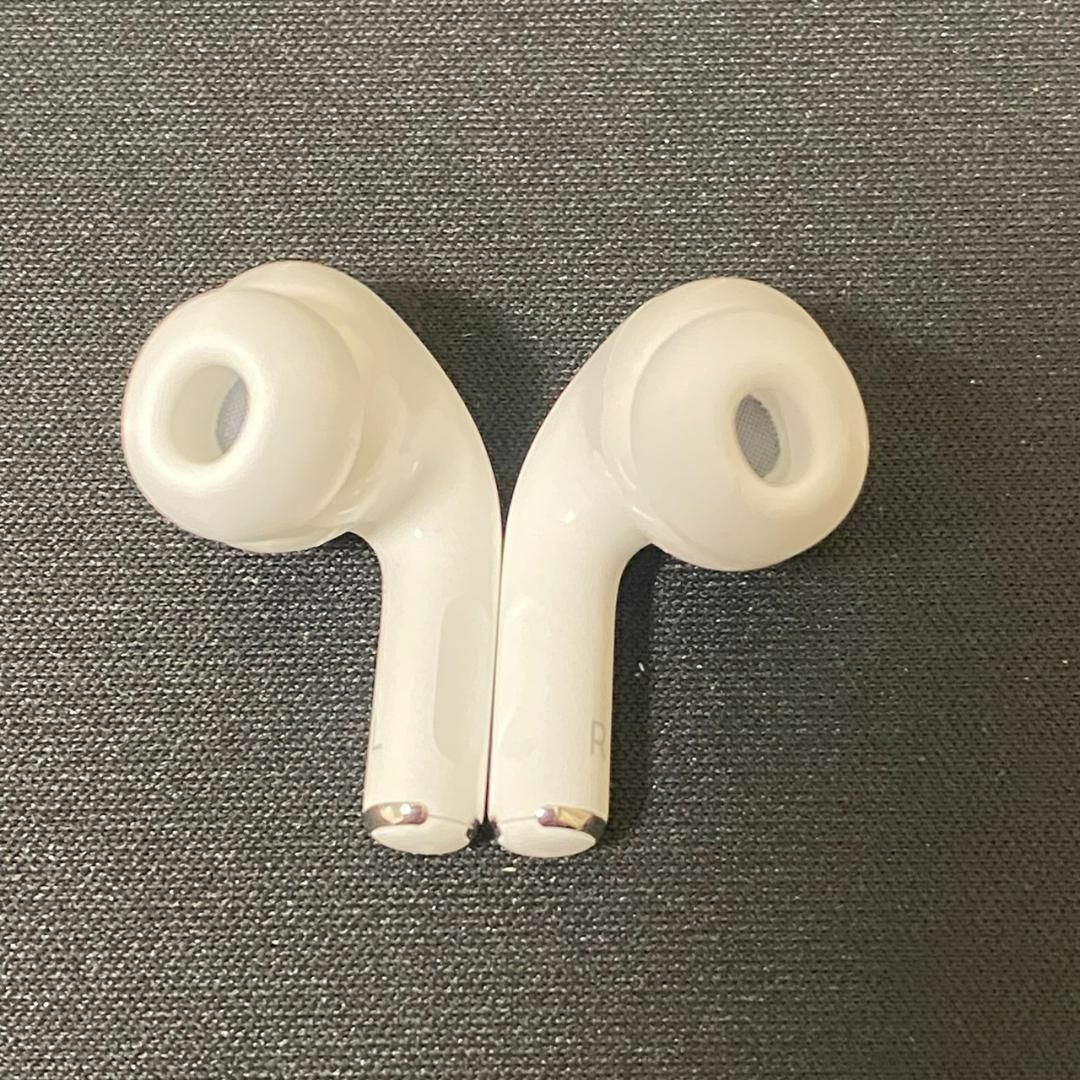 Apple   ほぼ新品国内正規品 AirPods Pro2 第2世代 MQDJ/Aの通販