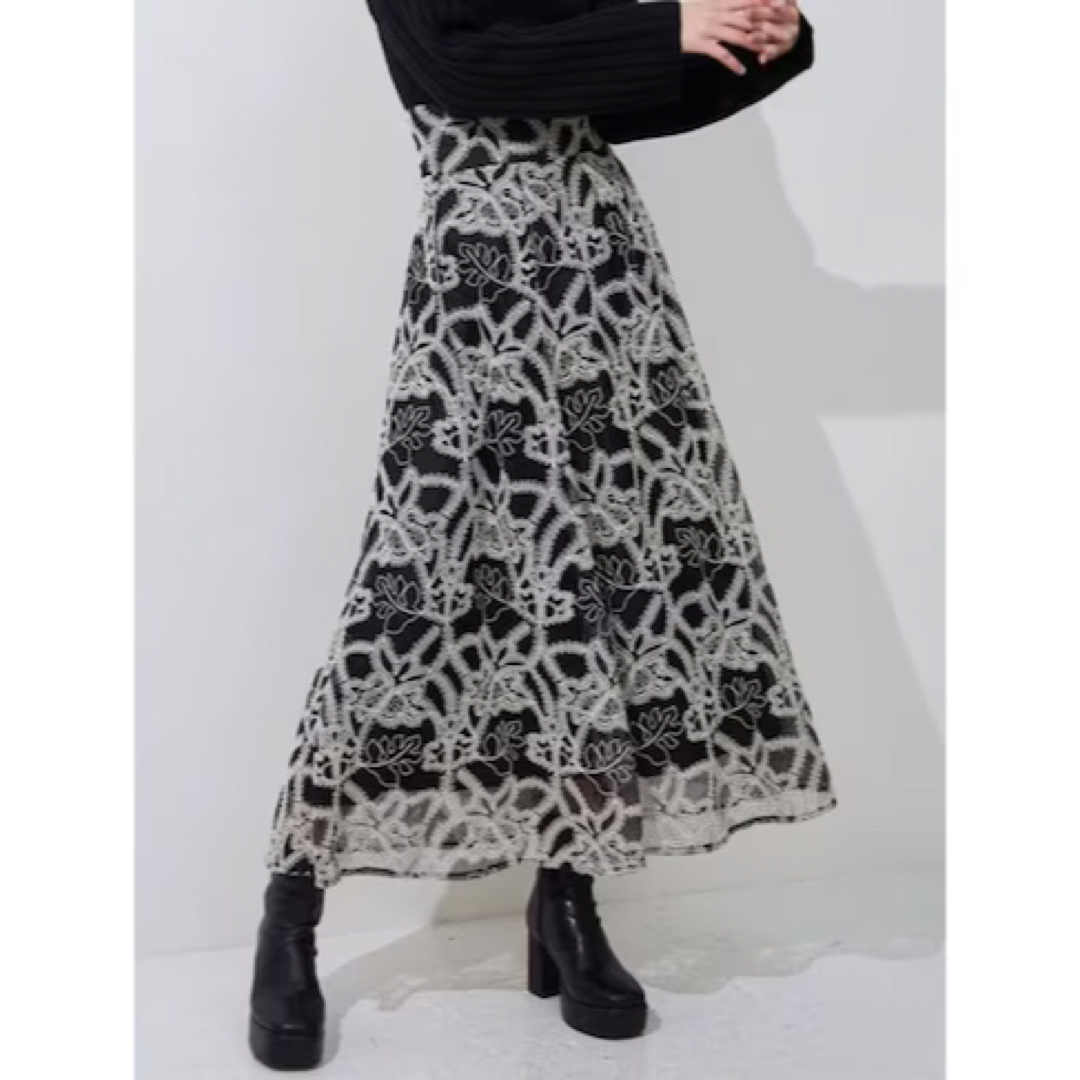 MERCURYDUO　コード刺繍フレアスカート　ブラック　黒 | フリマアプリ ラクマ