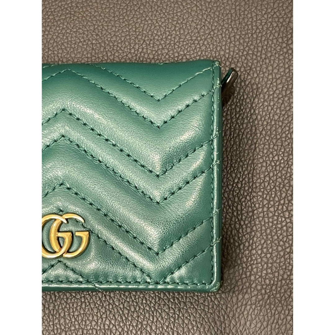 Gucci - GUCCI GGマーモント 二つ折り財布 レザー グリーン