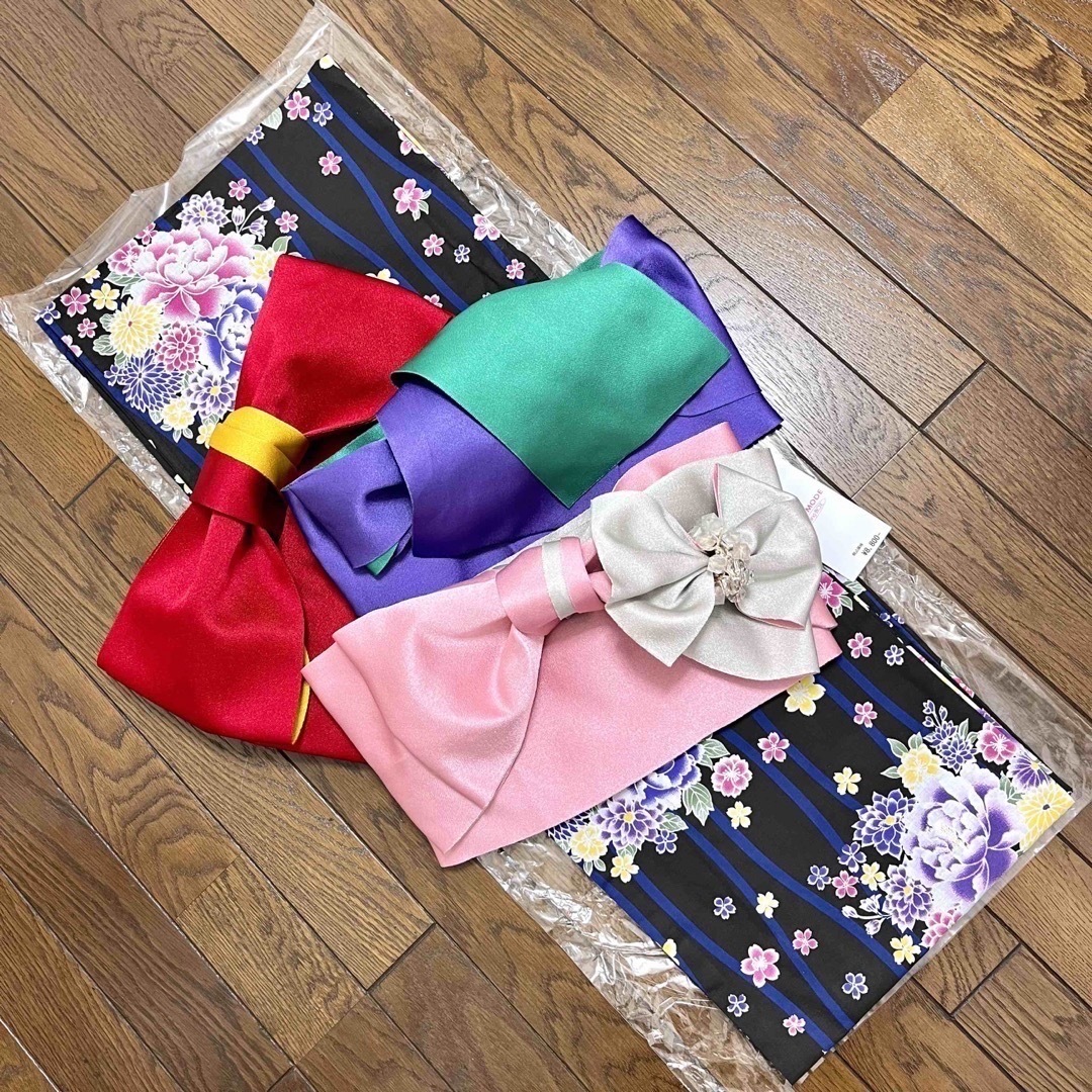◆新品 京都室町 浴衣単品 芍薬、桜、菊、流線柄 レディースの水着/浴衣(浴衣)の商品写真