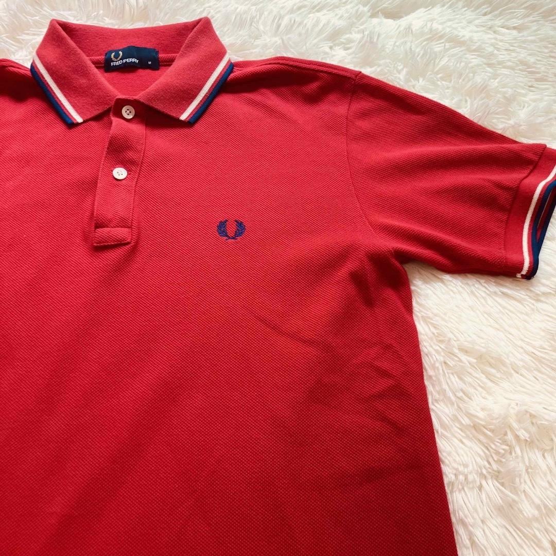 大人気!FRED PERRY フレッドペリー ポロシャツ M ロゴ刺繍 レッド | フリマアプリ ラクマ