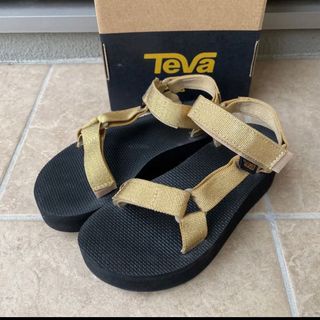 テバ(Teva)の美品☆TEVAフラットフォームサンダル(サンダル)