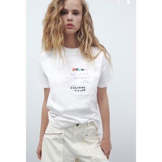 ザラ(ZARA)の新品未使用　ZARA 刺繍入りロゴトップス(Tシャツ(半袖/袖なし))