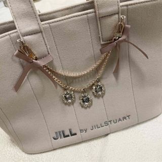 ジルバイジルスチュアート(JILL by JILLSTUART)のjillbyjillstuart ジュエルリボントート(大)(ハンドバッグ)