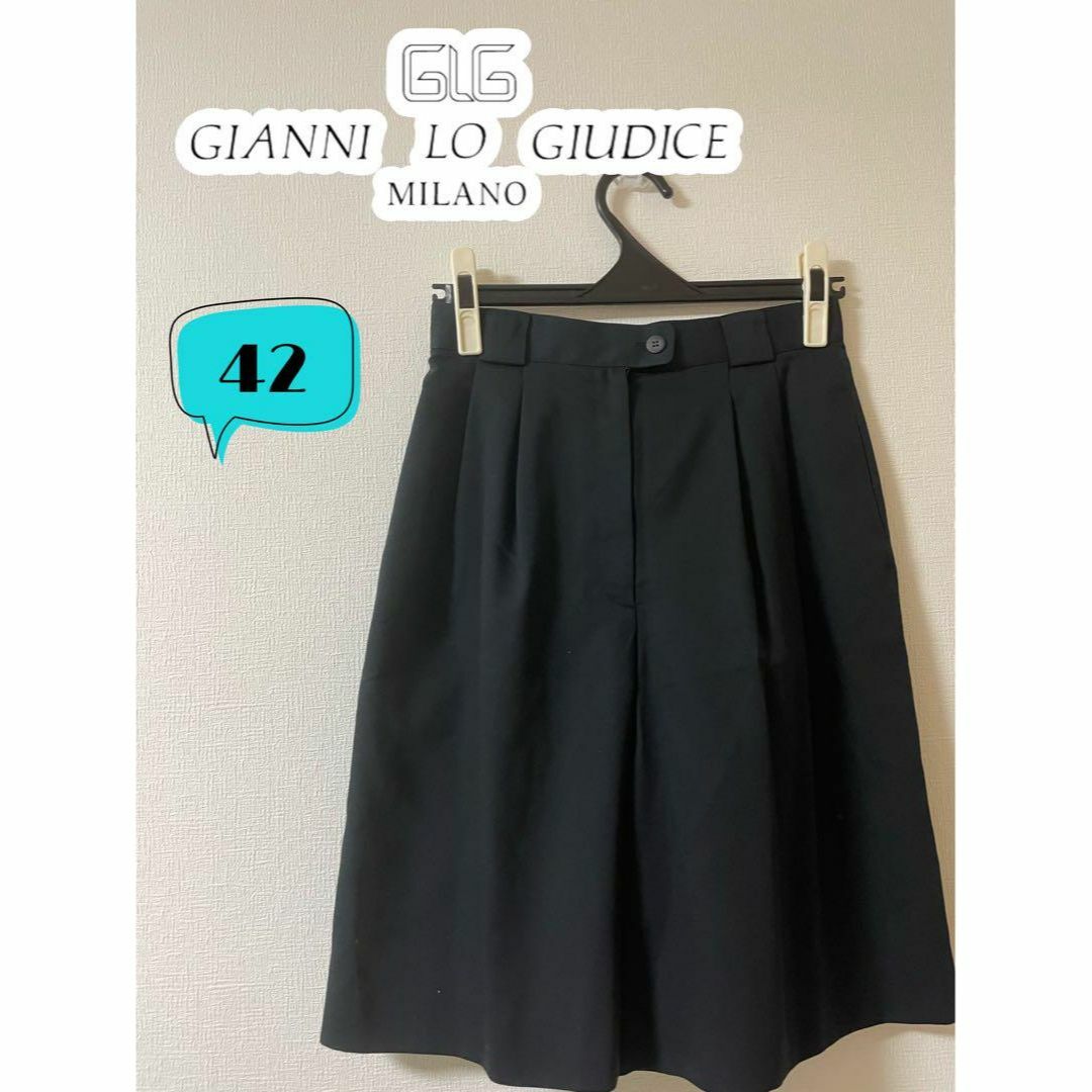 GIANNI LO GIUDICE(ジャンニロジュディチェ)のGIANNI LO GIUDICE ジャンニロジュディチェ　レディースパンツ42 レディースのパンツ(ハーフパンツ)の商品写真