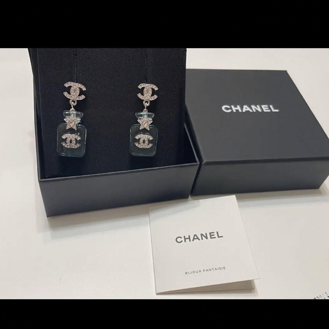 CHANEL シャネル　ピアス　香水瓶　ココマーク　星　コメット　ブルー　新品