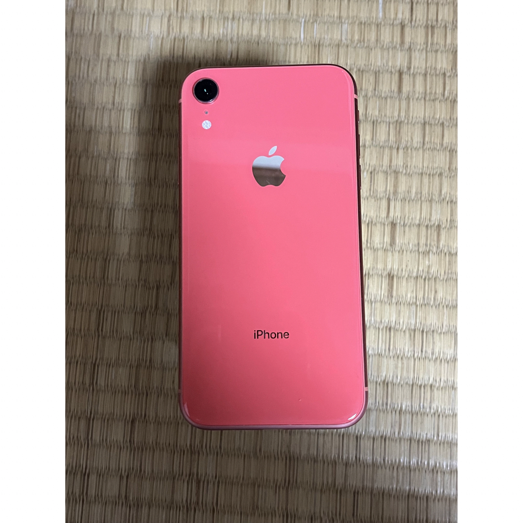 iPhone XR コーラル　64 GB 本体