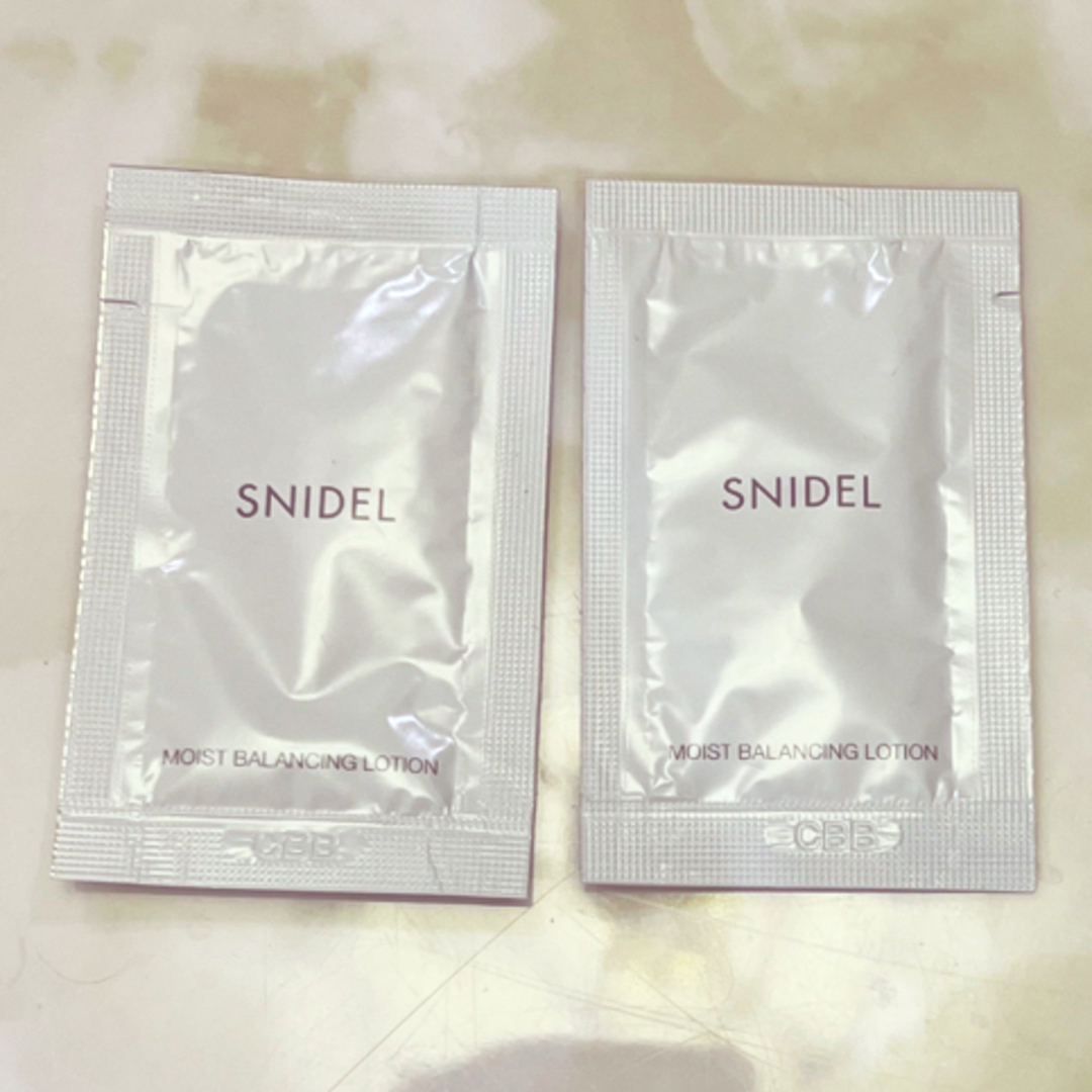 SNIDEL(スナイデル)のスナイデルビューティー　ローション　サンプル コスメ/美容のキット/セット(サンプル/トライアルキット)の商品写真