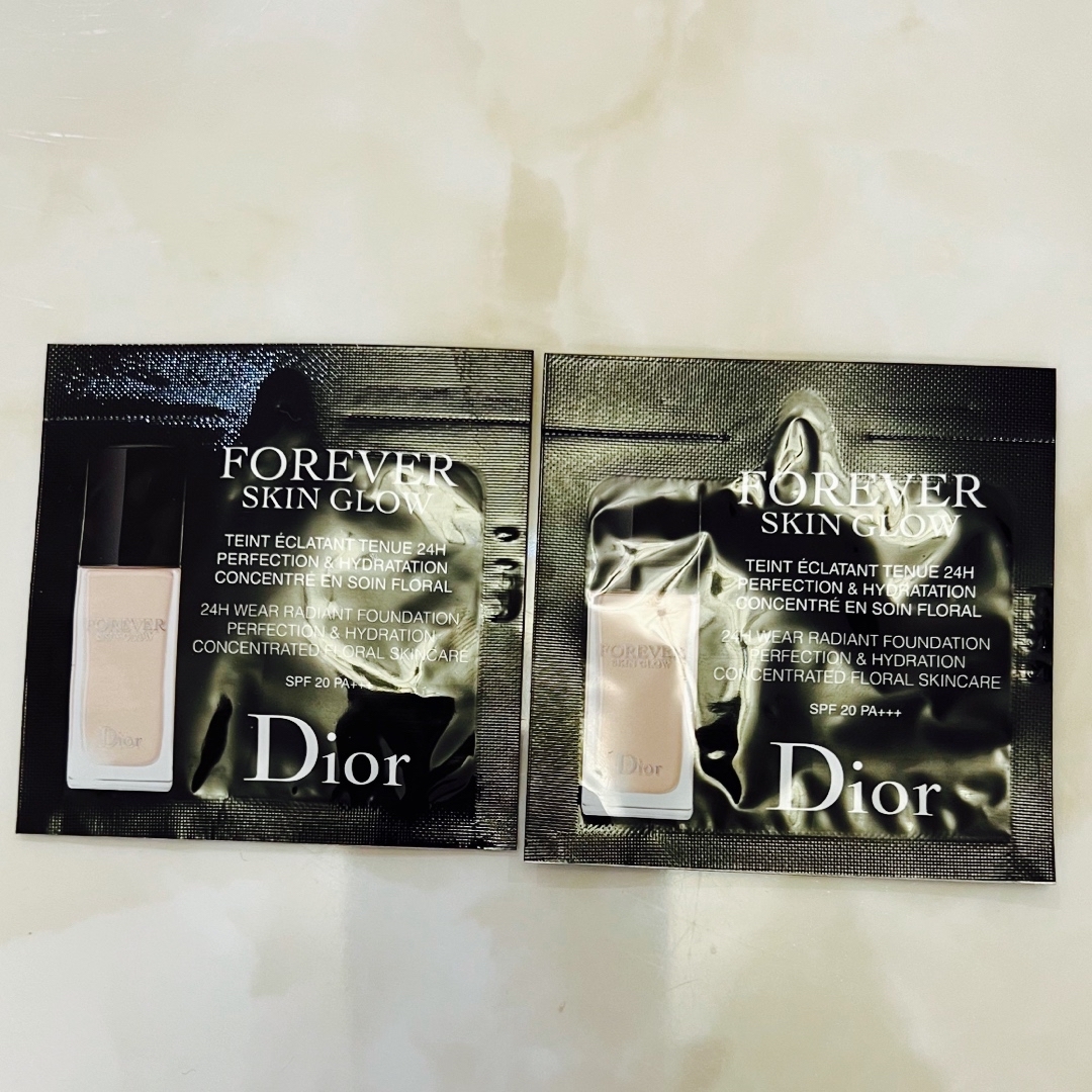 Dior ディオール スキンフォーエバー フルイド グロウ ファンデーション サンプルの通販 by 即購入OK✨プロフ必読お願います????noa ディオールスキン フォーエヴァー フルイド グロウ ファンデーション サンプル