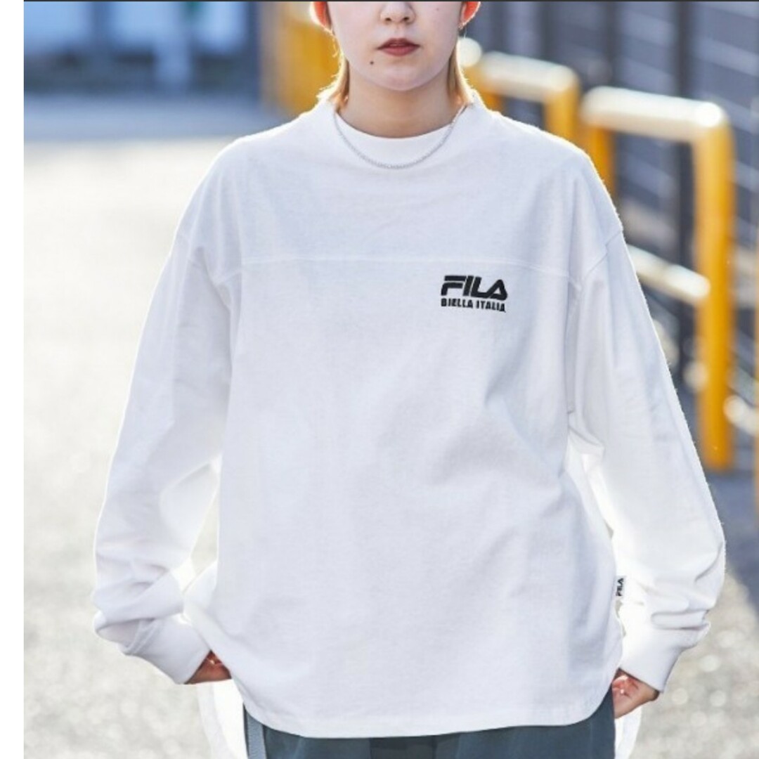 FILA(フィラ)の新品  FILA  フィラ  ビッグシルエット 長袖Tシャツ ロゴ メンズのトップス(ポロシャツ)の商品写真