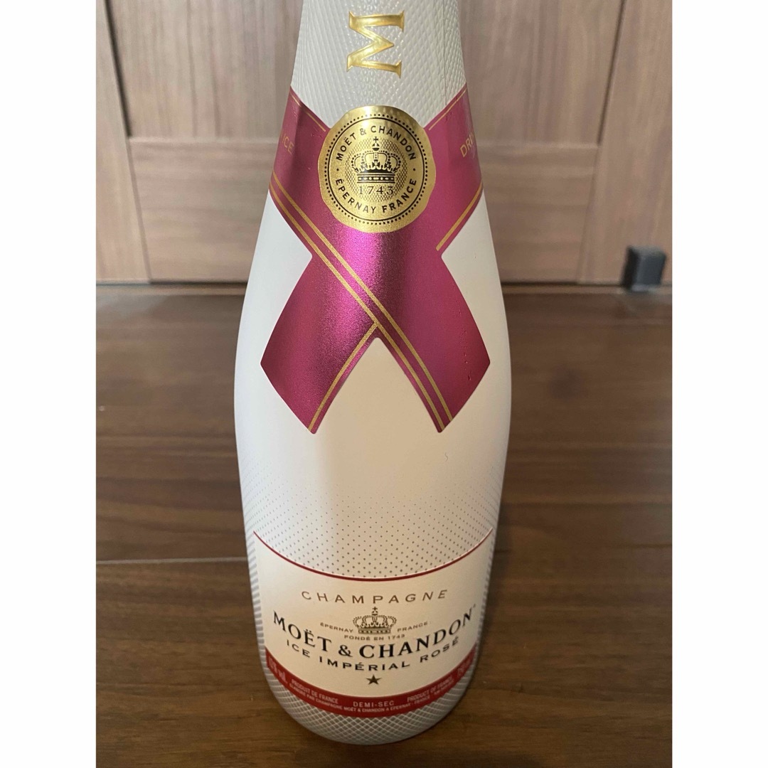 MOËT & CHANDON(モエエシャンドン)の【モエ・シャンドン アイスインペリアル シャンパン750】未開封 食品/飲料/酒の酒(シャンパン/スパークリングワイン)の商品写真