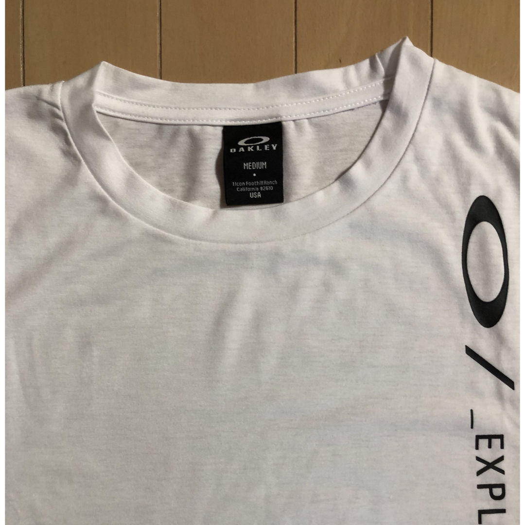 Oakley(オークリー)のOAKLEY Tシャツ メンズのトップス(Tシャツ/カットソー(半袖/袖なし))の商品写真