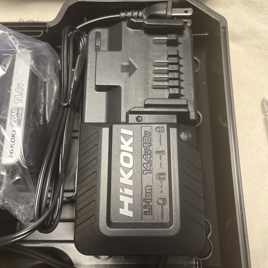 HiKOKI(ハイコーキ) 18V コードレス ドライバドリルバッテリー充電器付