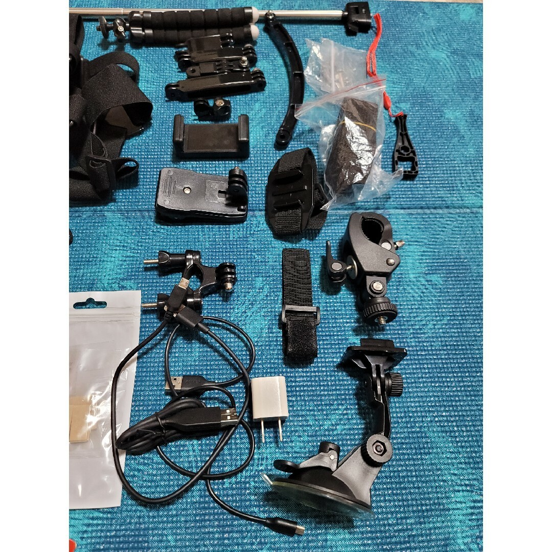 GoPro(ゴープロ)のGoPro hero 5　セット スマホ/家電/カメラのカメラ(ビデオカメラ)の商品写真