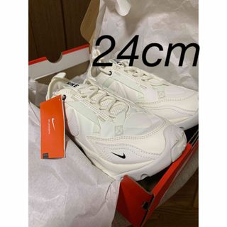 NIKE TC7900 DD9682-100 25.0cm　美品　送料込み