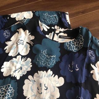 【良品】 Marimekko マリメッコ ワンピース 花柄 フラワー 半袖