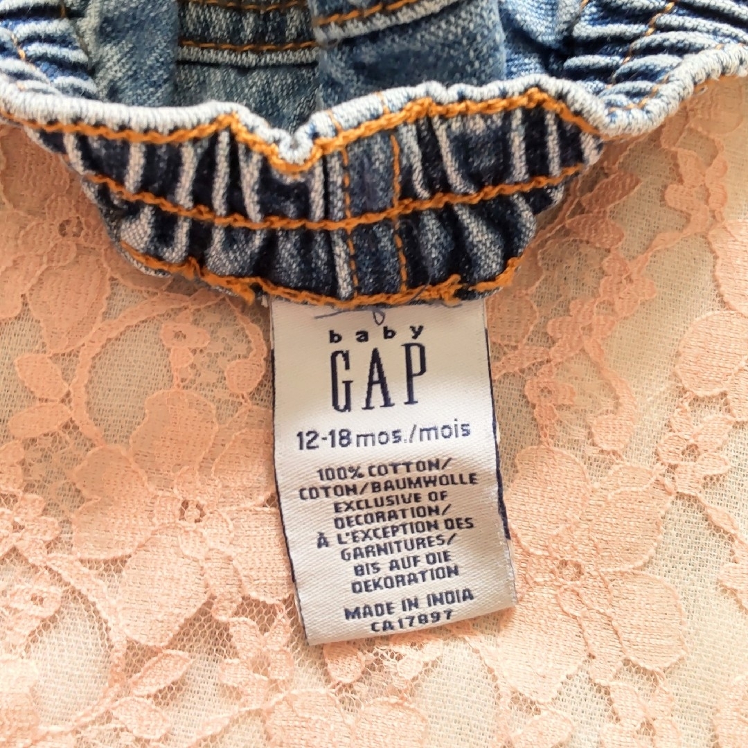 babyGAP(ベビーギャップ)のbaby GAP ベビーギャップ デニム ミニスカート80センチ 女の子 キッズ/ベビー/マタニティのベビー服(~85cm)(スカート)の商品写真