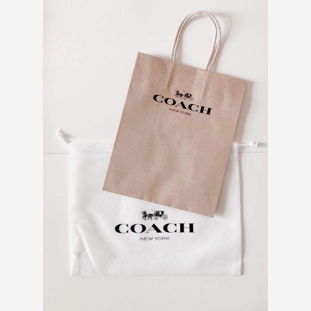 COACH(コーチ)の【新品・未使用】COACHコーチショップ袋＆保存袋 レディースのバッグ(ショップ袋)の商品写真