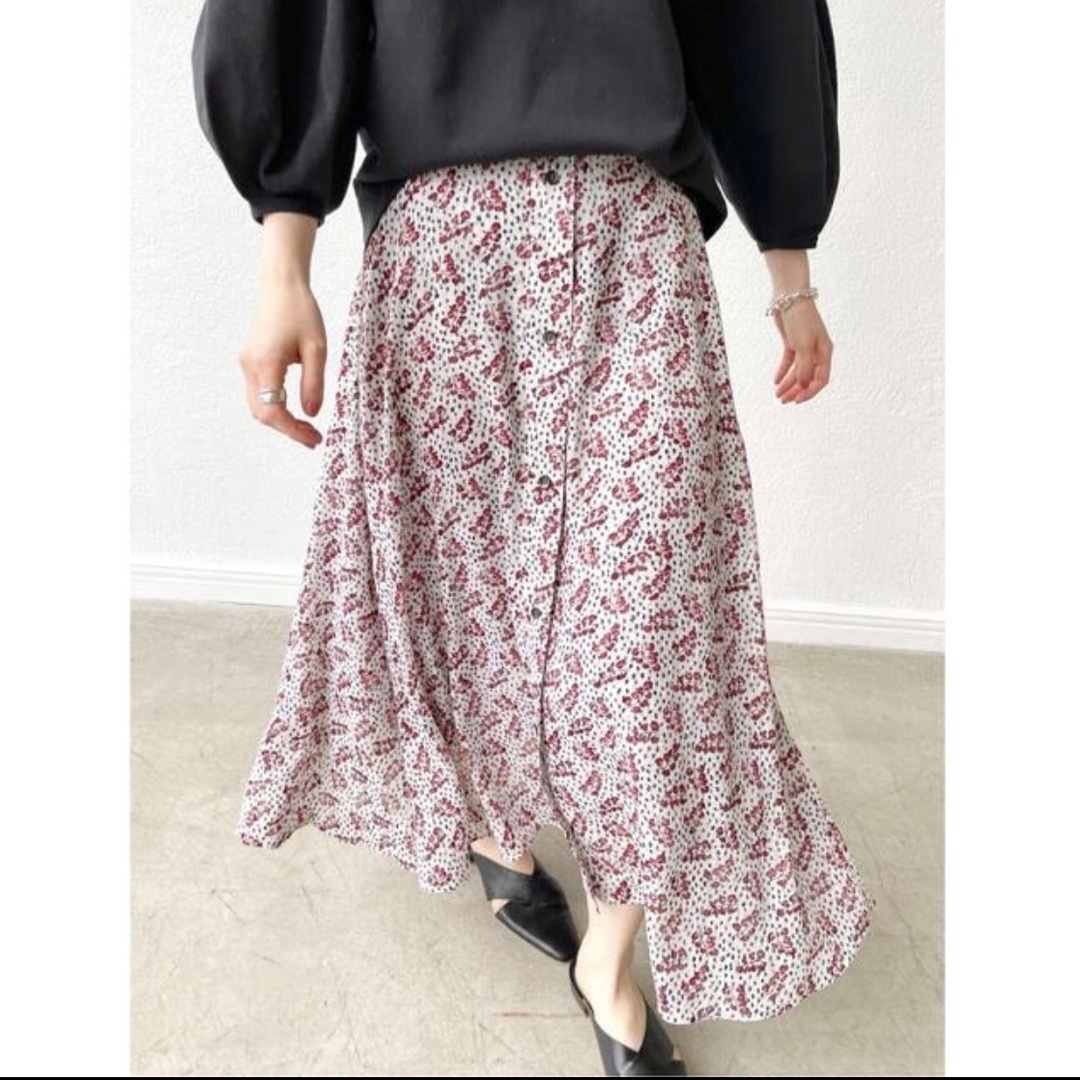 IENA デザインドットフレアスカート 38 美品の通販 by lalala ｜ラクマ