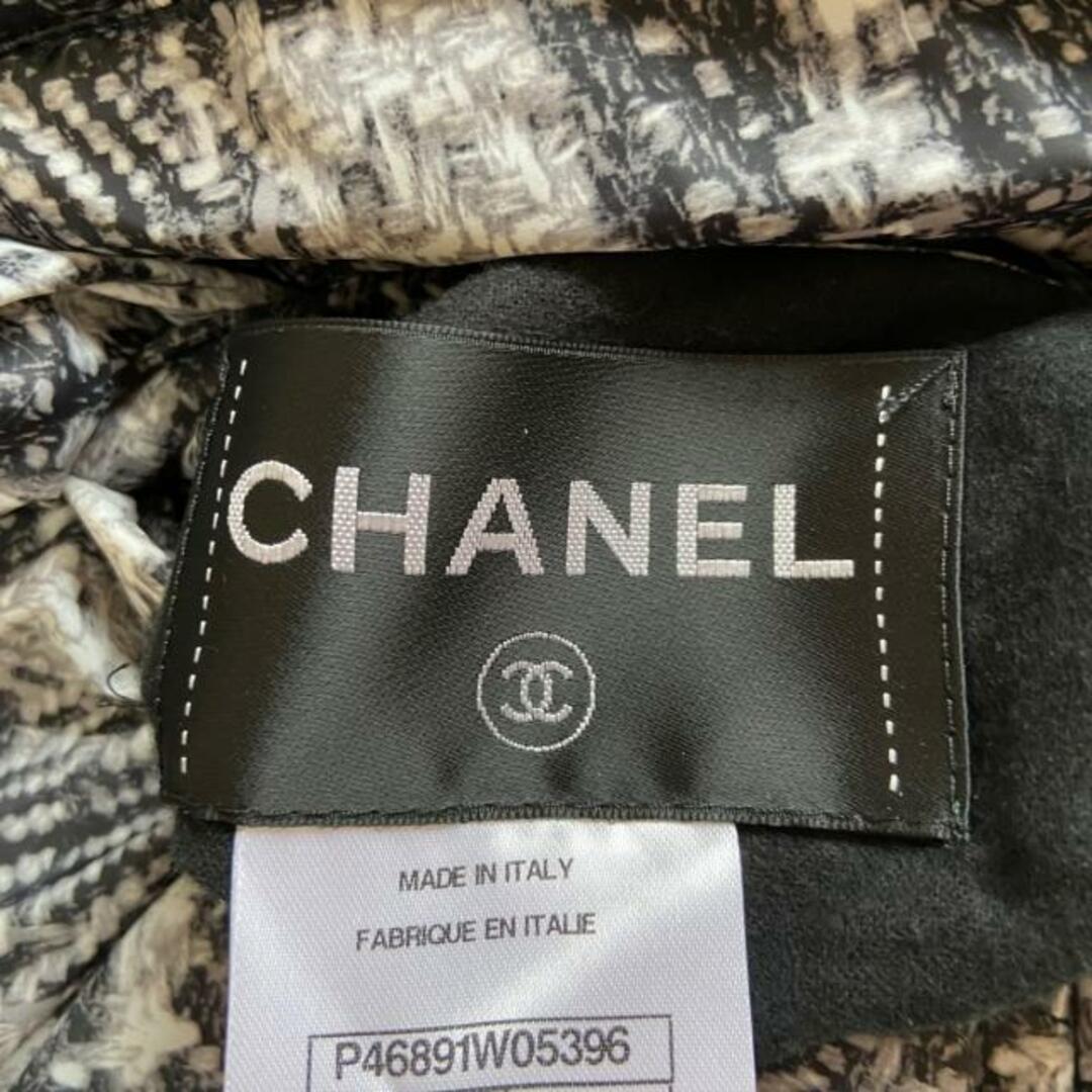 CHANEL(シャネル)のシャネル ブルゾン サイズ40 M レディース レディースのジャケット/アウター(ブルゾン)の商品写真