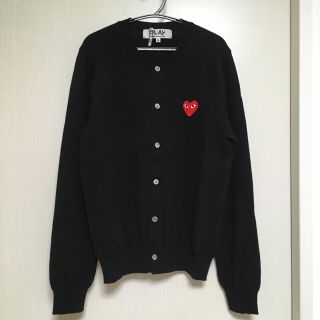 コムデギャルソン(COMME des GARCONS)のPLAY カーディガン 黒(カーディガン)