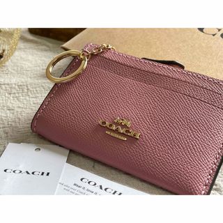 人気色【COACH 88250】 ミニスキニー　ID ケース　トゥルーピンク