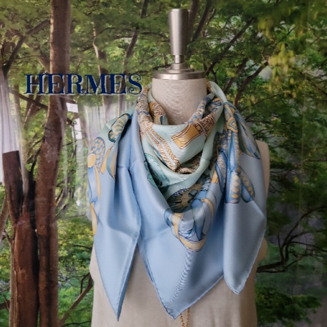 Hermes(エルメス)のレア　稀少　HERMES　エルメス　スカーフ　カレ90　馬のリボン飾り レディースのファッション小物(バンダナ/スカーフ)の商品写真