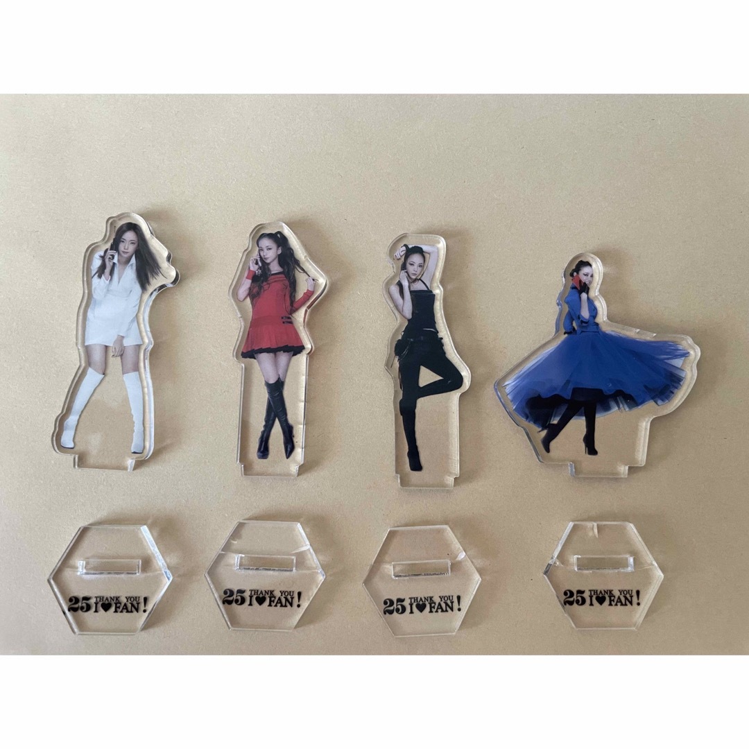 ★★O-SUKEさま専用★★安室奈美恵 アクリルスタンド docomo ガチャ | フリマアプリ ラクマ