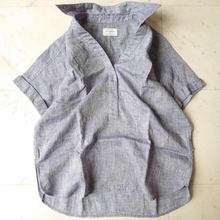 ユナイテッドアローズグリーンレーベルリラクシング(UNITED ARROWS green label relaxing)のグリーンレーベルリラクシング リネン100% スキッパーシャツ Vネック 半袖(シャツ/ブラウス(半袖/袖なし))