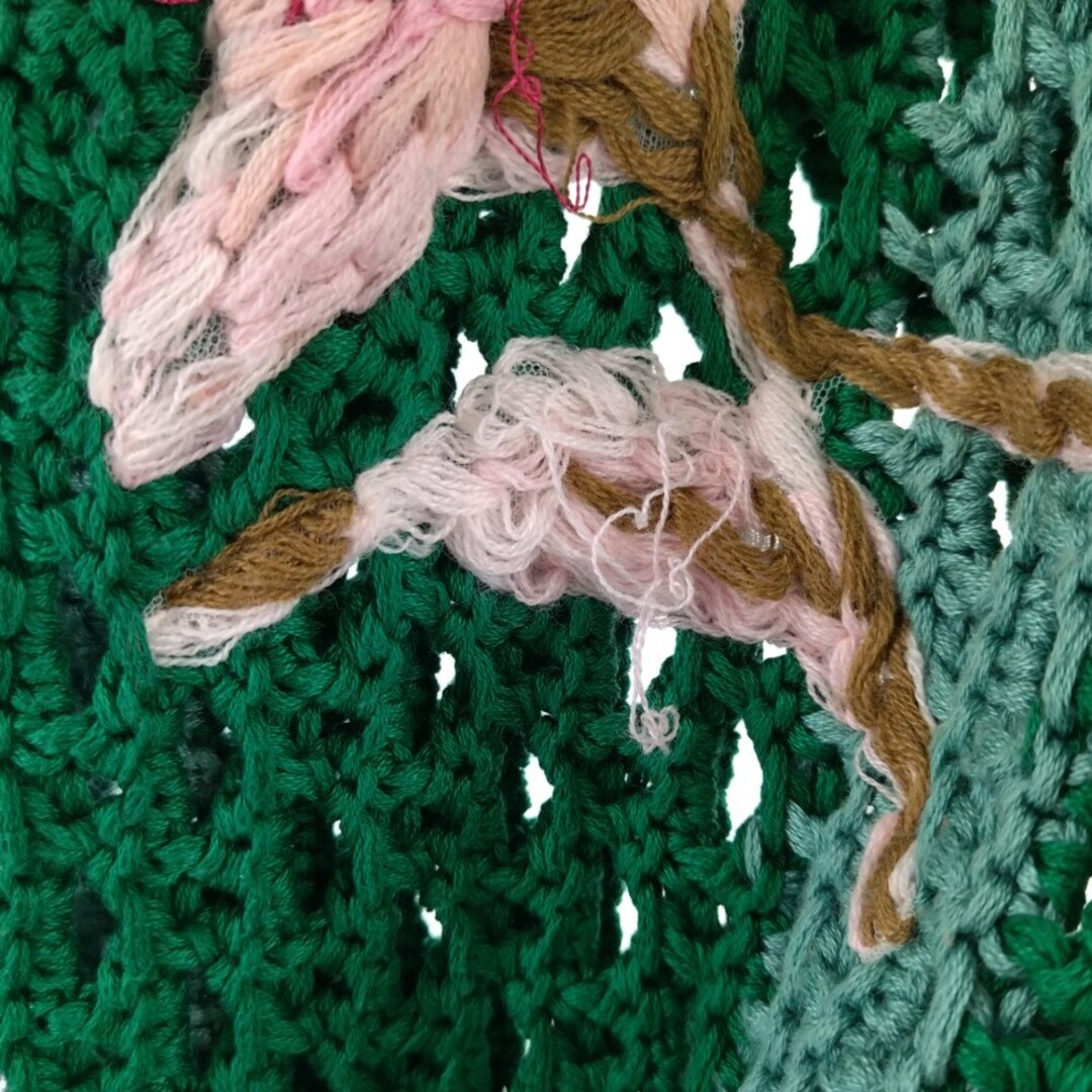 VALENTINO(ヴァレンティノ)のVALENTINO ヴァレンチノ floral-embroidered crochet shirt VV0KP01C7E9 フローラルエンブロイダリー クロシェットシャツ グリーン 半袖シャツ メンズのトップス(シャツ)の商品写真