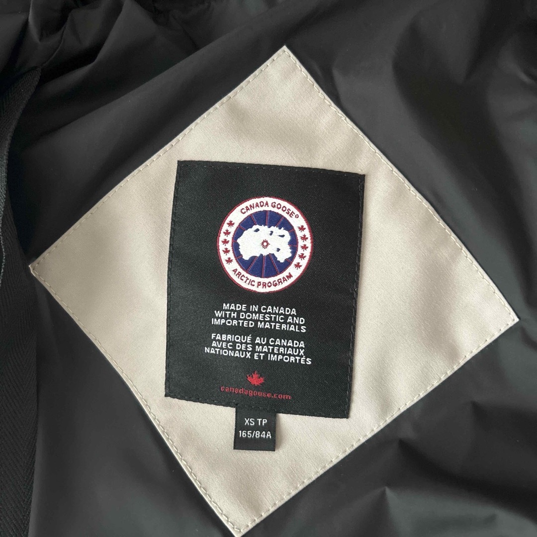 CANADA GOOSE(カナダグース)のCANADA GOOSE SHELBURNE シェルバーン　XS レディースのジャケット/アウター(ダウンジャケット)の商品写真