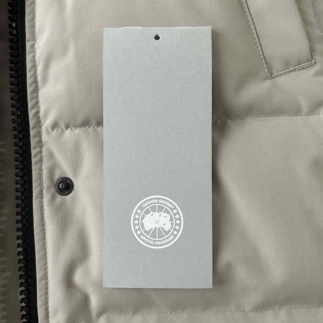 CANADA GOOSE(カナダグース)のCANADA GOOSE SHELBURNE シェルバーン　XS レディースのジャケット/アウター(ダウンジャケット)の商品写真