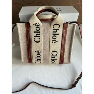 サイズ変更オプション chloe ベージュ×オフホワイト クロエのロゴと
