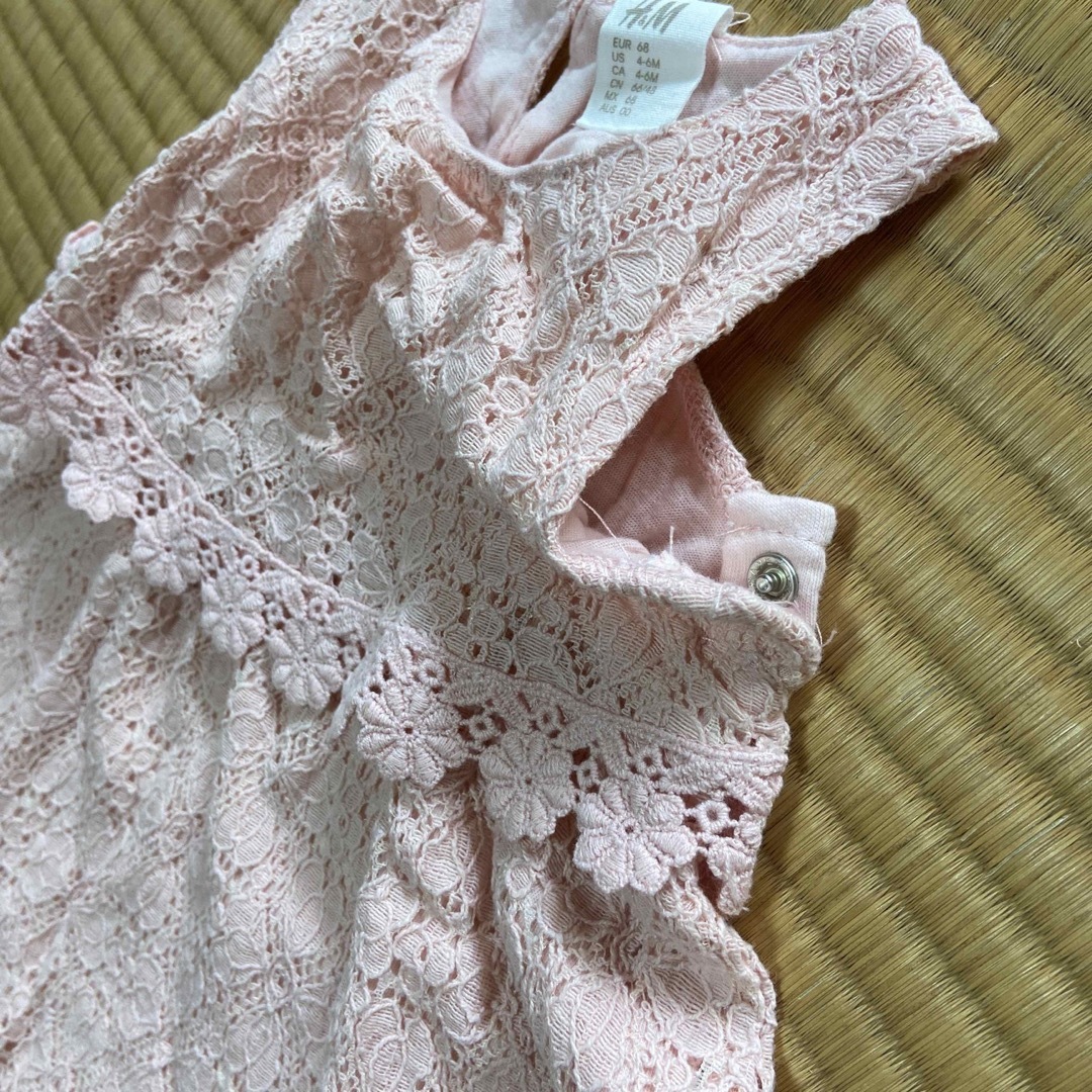 H&M(エイチアンドエム)のワンピース ドレス H&M ベビー ピンク 花柄 レース キッズ/ベビー/マタニティのベビー服(~85cm)(ワンピース)の商品写真