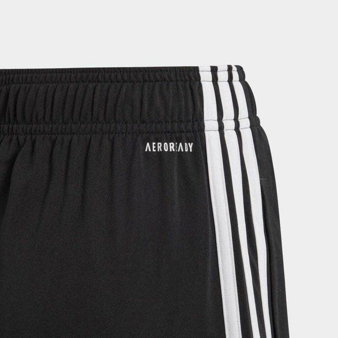 adidas(アディダス)の新品★アディダス★150★快適素材!!半袖Ｔシャツ(白)ハーフパンツ(黒)★上下 キッズ/ベビー/マタニティのキッズ服男の子用(90cm~)(その他)の商品写真