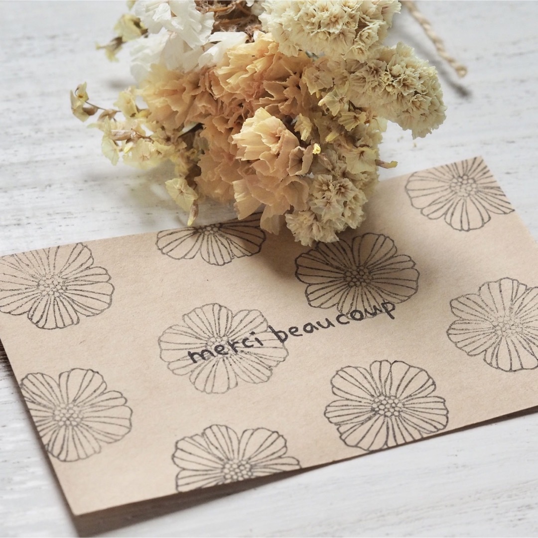 消しゴムはんこ♡北欧の大きなお花♡ ハンドメイドの文具/ステーショナリー(はんこ)の商品写真