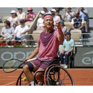 ナイキ モデル テニスの通販 200点以上 | NIKEのスポーツ/アウトドアを